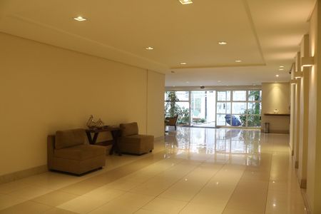 Apartamento à venda com 68m², 2 quartos e 1 vagaHall social