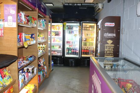 Apartamento à venda com 68m², 2 quartos e 1 vagaMinimercado