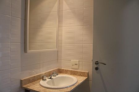 Apartamento à venda com 68m², 2 quartos e 1 vagaBanheiro 2