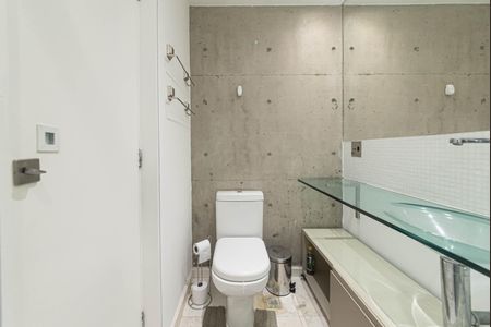 Apartamento para alugar com 70m², 1 quarto e 1 vaga Apartamento para alugar com 70m², 1 quarto e 1 vagaBanheiro