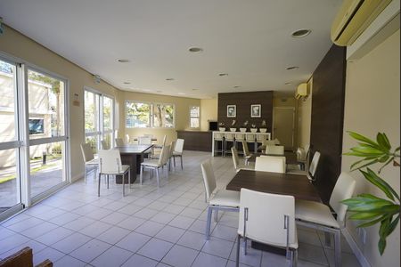 Apartamento à venda com 48m², 2 quartos e 1 vaga Apartamento à venda com 48m², 2 quartos e 1 vagaÁrea comum - Salão de festas
