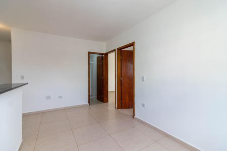 Sala de apartamento para alugar com 2 quartos, 50m² em Parque Peruche, São Paulo