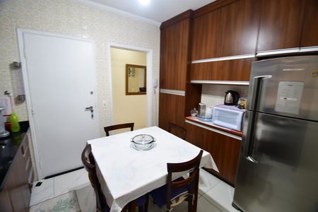 Apartamento à venda com 80m², 2 quartos e 1 vagaCozinha