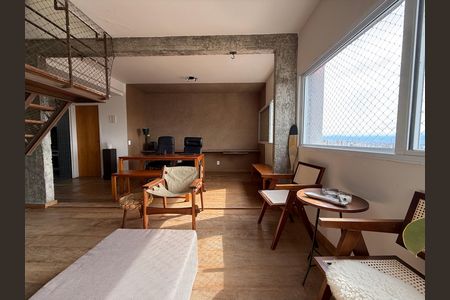 Apartamento para alugar com 3 quartos, 200m² em Vila Buarque, São Paulo
