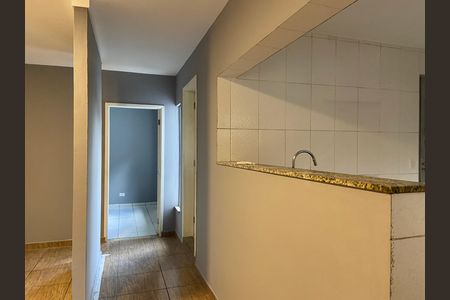 Casa para alugar com 100m², 2 quartos e 1 vaga Casa para alugar com 100m², 2 quartos e 1 vagaSala