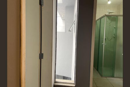 Sala de casa para alugar com 2 quartos, 100m² em Mutinga, Osasco