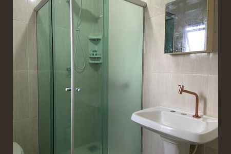 Casa para alugar com 100m², 2 quartos e 1 vaga Casa para alugar com 100m², 2 quartos e 1 vagaBanheiro