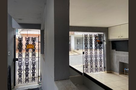 Casa para alugar com 100m², 2 quartos e 1 vaga Casa para alugar com 100m², 2 quartos e 1 vagaGaragem