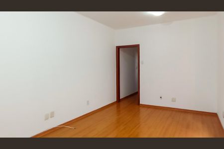 Apartamento para alugar com 63m², 2 quartos e sem vaga Apartamento para alugar com 63m², 2 quartos e sem vagaSala