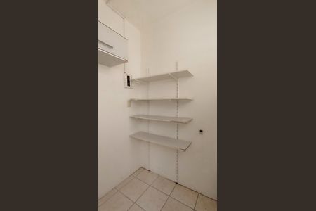 Apartamento para alugar com 63m², 2 quartos e sem vaga Apartamento para alugar com 63m², 2 quartos e sem vagaQuarto de Serviço