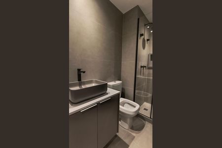 Apartamento para alugar com 80m², 2 quartos e 1 vaga Apartamento para alugar com 80m², 2 quartos e 1 vagaBanheiro da Suíte