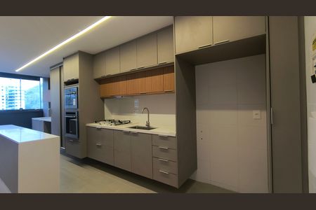Apartamento para alugar com 80m², 2 quartos e 1 vaga Apartamento para alugar com 80m², 2 quartos e 1 vagaCozinha e Área de Serviço