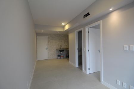 Sala de kitnet/studio para alugar com 1 quarto, 36m² em Jacarepaguá, Rio de Janeiro