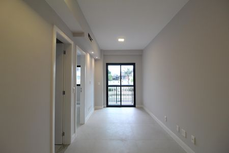 Sala de kitnet/studio para alugar com 1 quarto, 36m² em Jacarepaguá, Rio de Janeiro