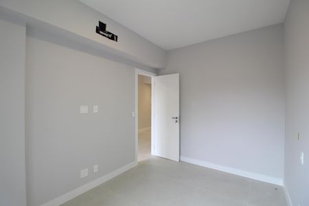 Quarto de kitnet/studio para alugar com 1 quarto, 36m² em Jacarepaguá, Rio de Janeiro