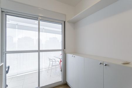 Apartamento à venda com 80m², 2 quartos e 2 vagas Apartamento à venda com 80m², 2 quartos e 2 vagasQuarto 1