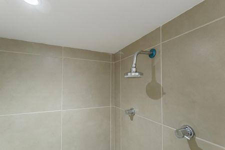 Apartamento à venda com 80m², 2 quartos e 2 vagas Apartamento à venda com 80m², 2 quartos e 2 vagasBanheiro da Suíte