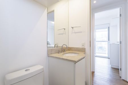 Apartamento à venda com 80m², 2 quartos e 2 vagas Apartamento à venda com 80m², 2 quartos e 2 vagasBanheiro Social