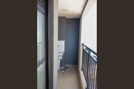 Apartamento para alugar com 37m², 2 quartos e sem vagaSacada