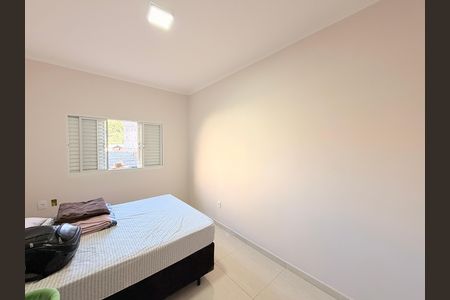 Casa à venda com 99m², 3 quartos e 2 vagasQuarto 2