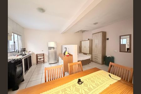 Casa à venda com 99m², 3 quartos e 2 vagasEdícula