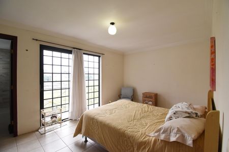 Casa à venda com 460m², 4 quartos e 5 vagasSuíte 2