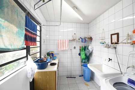 Área de Serviço de casa à venda com 4 quartos, 460m² em Boa Vista, Curitiba