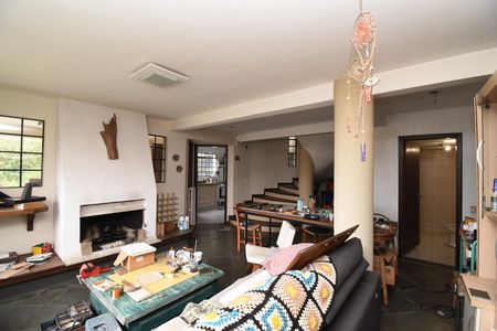 Casa à venda com 460m², 4 quartos e 5 vagasOficina Subsolo