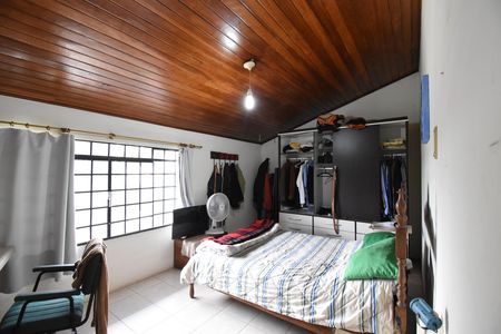 Casa à venda com 460m², 4 quartos e 5 vagasQuarto 4