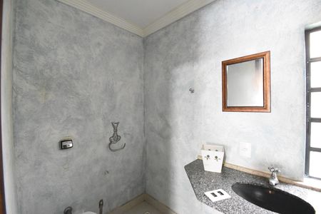 Casa à venda com 460m², 4 quartos e 5 vagasBanheiro do Flat