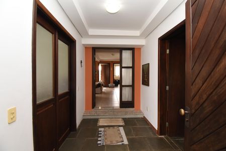 Casa à venda com 460m², 4 quartos e 5 vagasHall de entrada