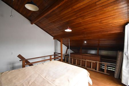 Casa à venda com 460m², 4 quartos e 5 vagasSuíte do Flat