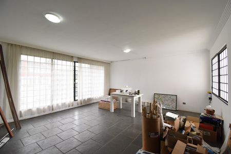 Sala de casa à venda com 4 quartos, 460m² em Boa Vista, Curitiba