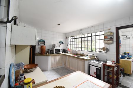 Casa à venda com 460m², 4 quartos e 5 vagasCozinha