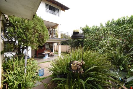 Casa à venda com 460m², 4 quartos e 5 vagasÁrea externa