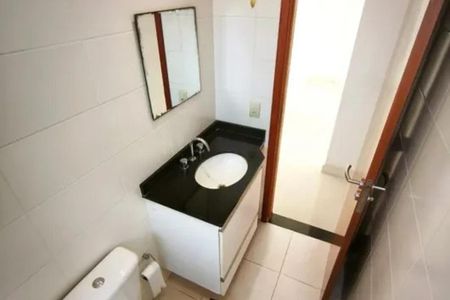 Apartamento para alugar com 190m², 3 quartos e 1 vaga Apartamento para alugar com 190m², 3 quartos e 1 vagaBanheiro social