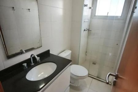 Apartamento para alugar com 190m², 3 quartos e 1 vaga Apartamento para alugar com 190m², 3 quartos e 1 vagaBanheiro social