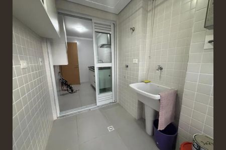 Área de serviço de apartamento para alugar com 2 quartos, 70m² em Boqueirão, Santos