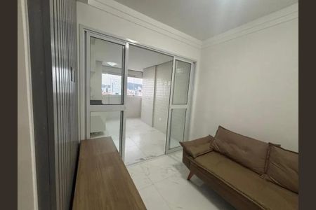 Sala de apartamento para alugar com 2 quartos, 70m² em Boqueirão, Santos