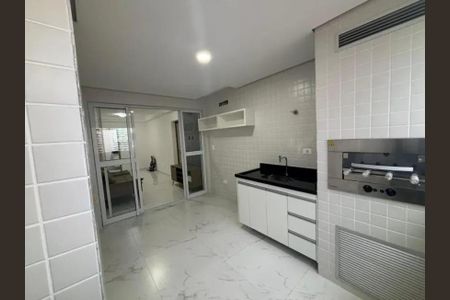 Cozinha de apartamento para alugar com 2 quartos, 70m² em Boqueirão, Santos