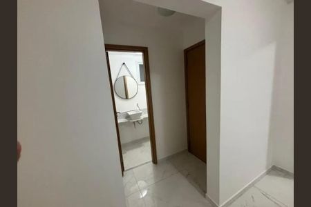 Corredor de apartamento para alugar com 2 quartos, 70m² em Boqueirão, Santos