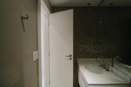 Apartamento para alugar com 118m², 2 quartos e 2 vagasBanheiro Suíte