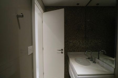 Apartamento para alugar com 118m², 2 quartos e 2 vagasBanheiro Suíte