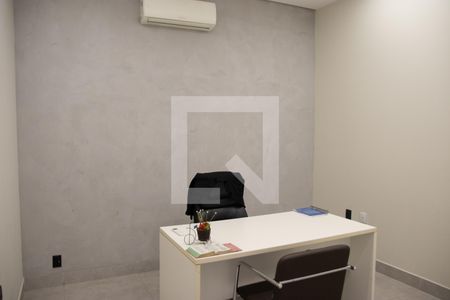 Casa para alugar com 293m², 2 quartos e 5 vagas Casa para alugar com 293m², 2 quartos e 5 vagasQuarto
