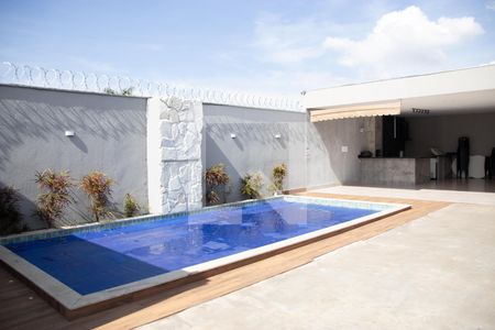 Casa para alugar com 293m², 2 quartos e 5 vagas Casa para alugar com 293m², 2 quartos e 5 vagasQuintal