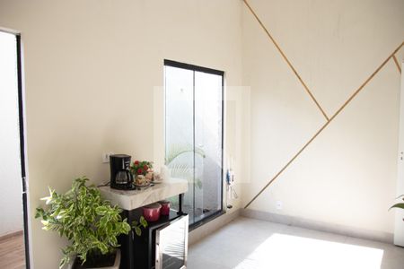 Casa para alugar com 293m², 2 quartos e 5 vagas Casa para alugar com 293m², 2 quartos e 5 vagasSala