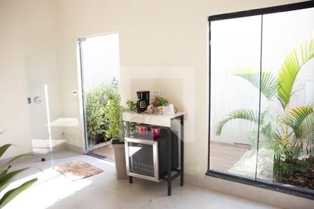 Casa para alugar com 293m², 2 quartos e 5 vagas Casa para alugar com 293m², 2 quartos e 5 vagasSala