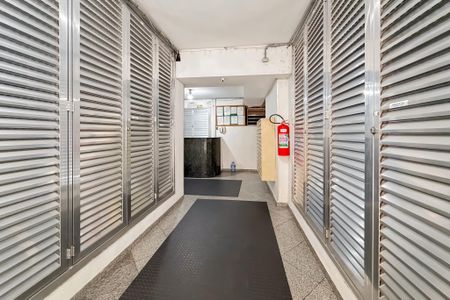 Hall de Entrada de kitnet/studio à venda com 1 quarto, 32m² em Liberdade, São Paulo