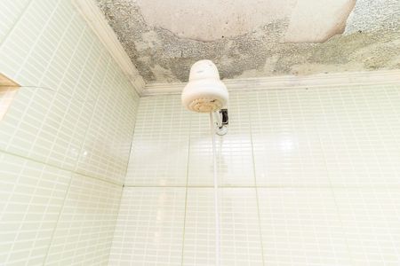 Casa à venda com 150m², 5 quartos e 2 vagasCASA 1 - Banheiro 1