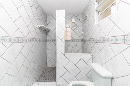 Casa à venda com 150m², 5 quartos e 2 vagasCASA 2 - Banheiro da Suíte